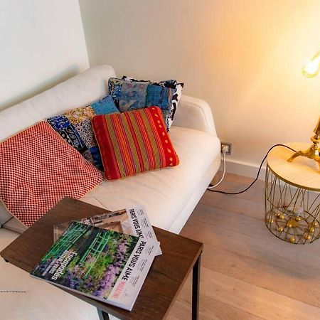 Studio With Balcony Paris Bagian luar foto