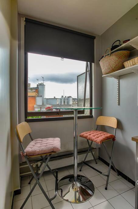 Studio With Balcony Paris Bagian luar foto